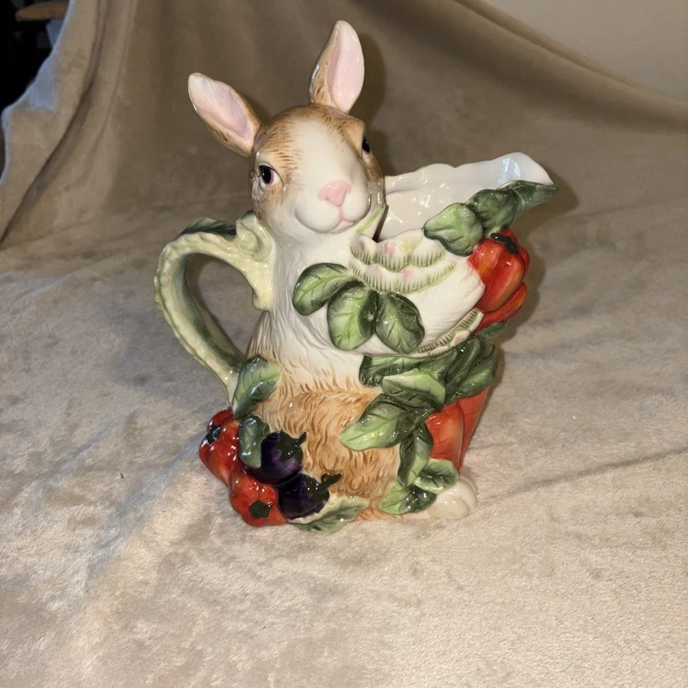 Vtg Corner Ruby Bunny Pitcher Vegetables lettuce Rabbit Country Chef Ceramic